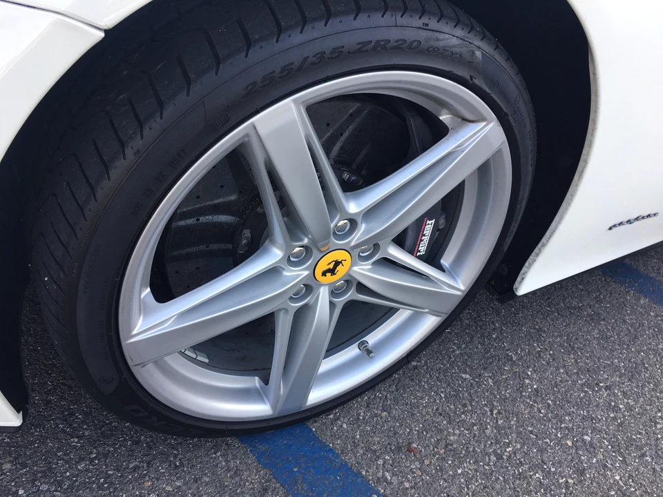 2016 Ferrari F12berlinetta - Image 21 of 30