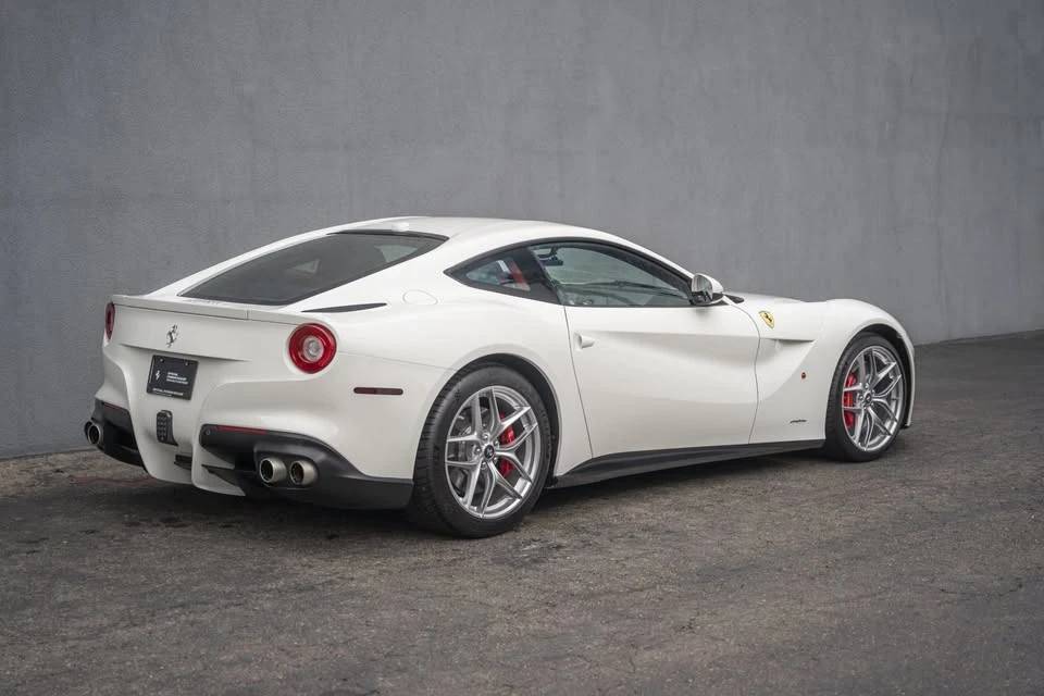 2016 Ferrari F12berlinetta - Image 5 of 20