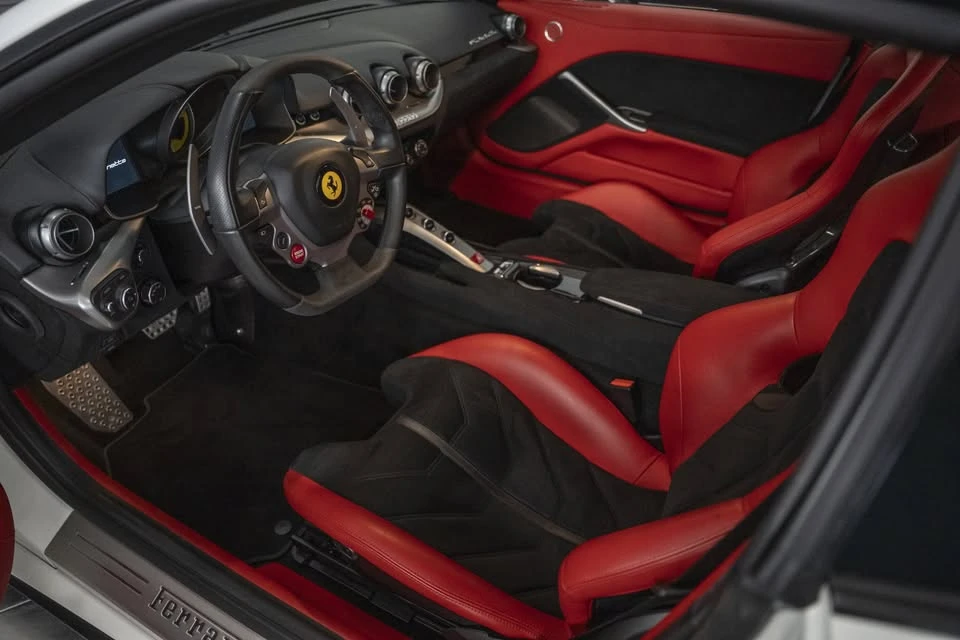 2016 Ferrari F12berlinetta - Image 11 of 20