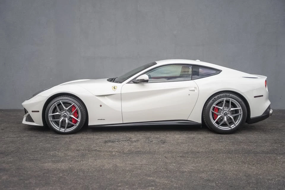 2016 Ferrari F12berlinetta - Image 2 of 20
