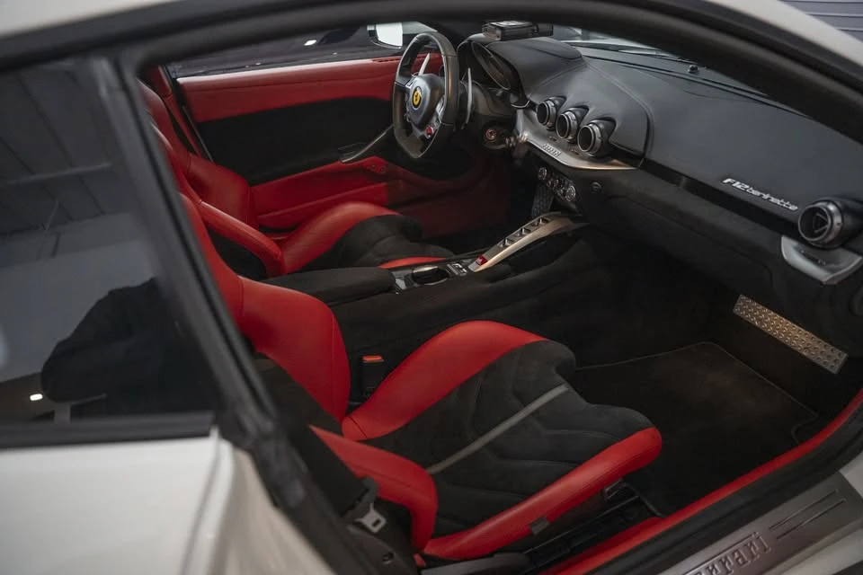 2016 Ferrari F12berlinetta - Image 19 of 20