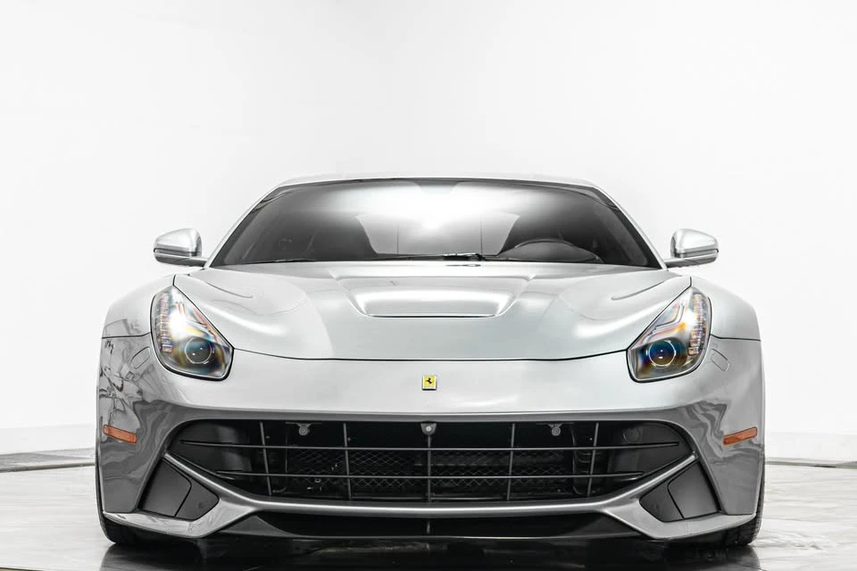 2016 Ferrari F12berlinetta - Image 3 of 15