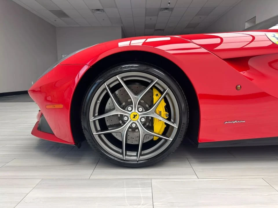 2016 Ferrari F12berlinetta - Image 5 of 20