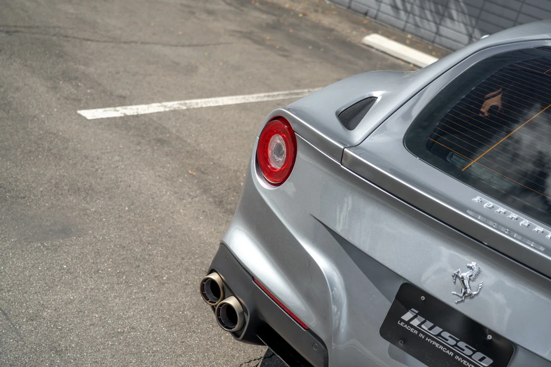 2016 Ferrari F12berlinetta - Image 24 of 31