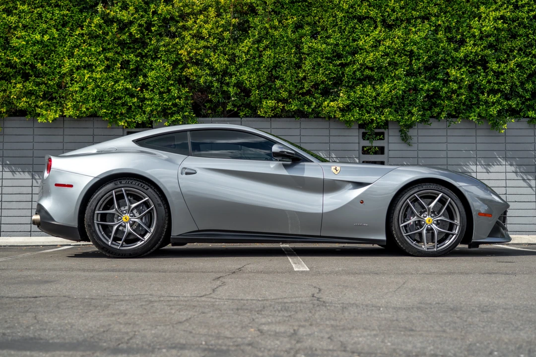 2016 Ferrari F12berlinetta - Image 12 of 31