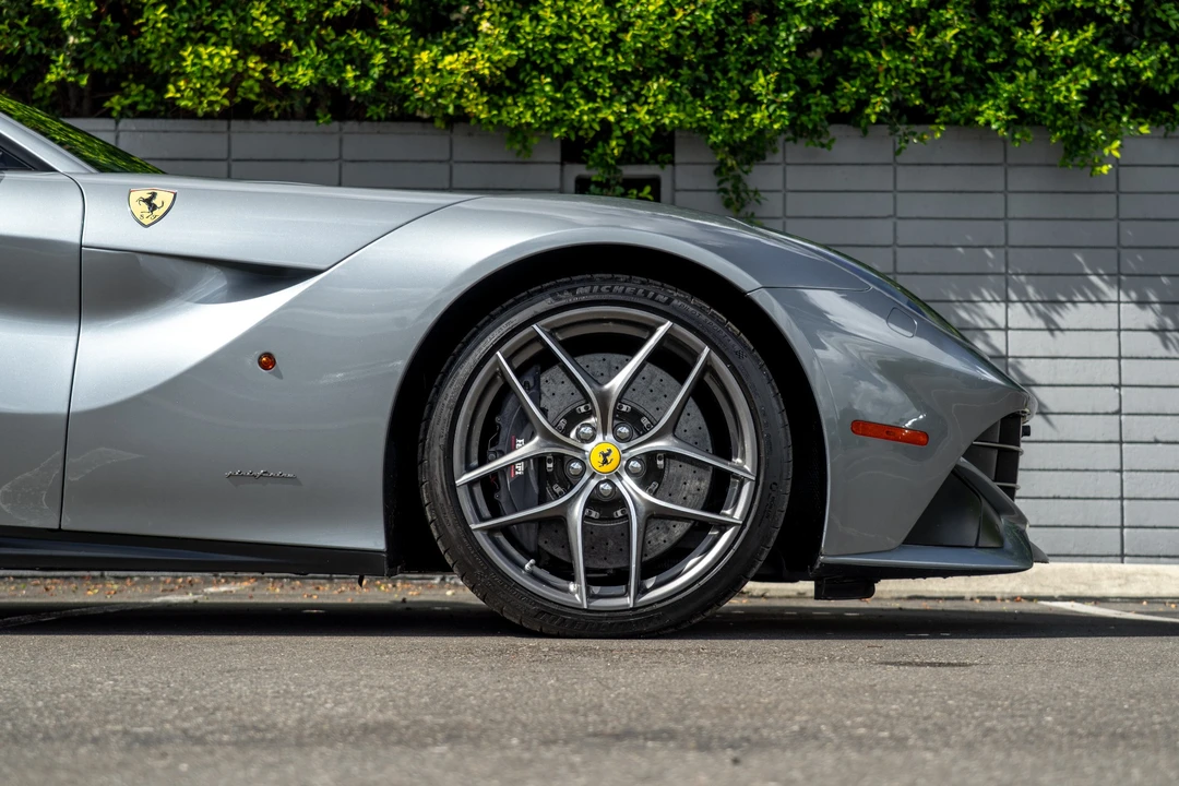2016 Ferrari F12berlinetta - Image 30 of 31