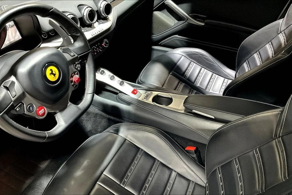 2016 Ferrari F12berlinetta - Image 15 of 29
