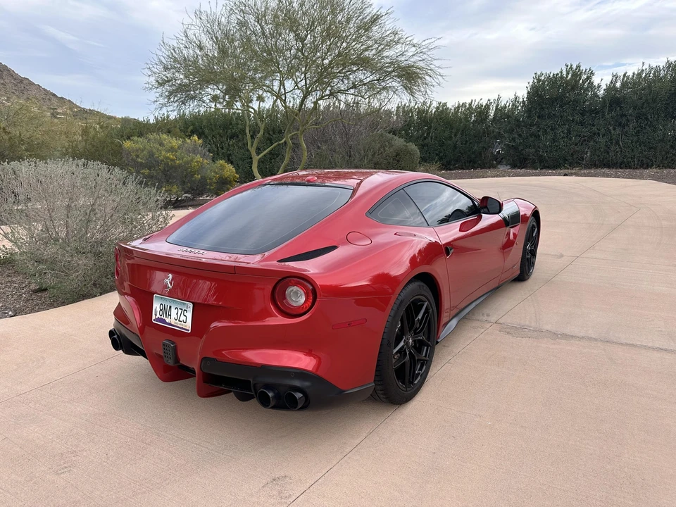 2016 Ferrari F12berlinetta - Image 8 of 31