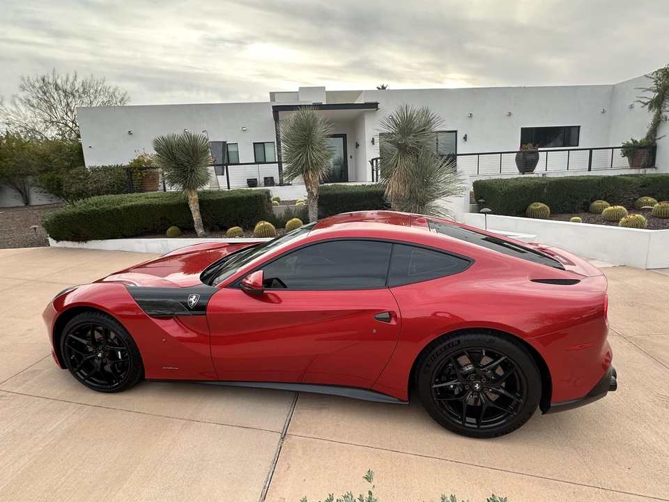 2016 Ferrari F12berlinetta - Image 12 of 31