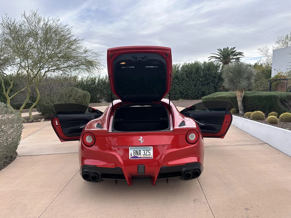 2016 Ferrari F12berlinetta - Image 21 of 31