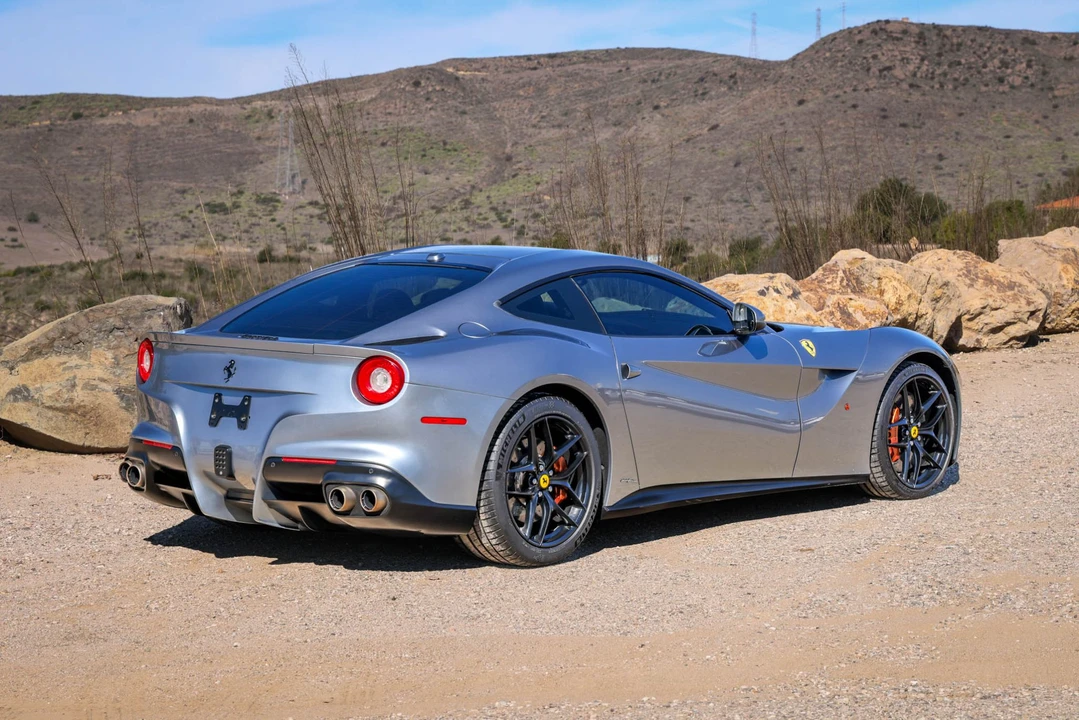 2016 Ferrari F12berlinetta - Image 7 of 31
