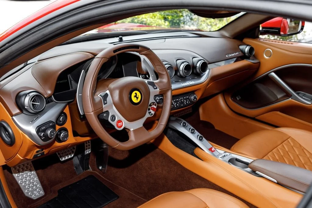 2016 Ferrari F12berlinetta - Image 24 of 31