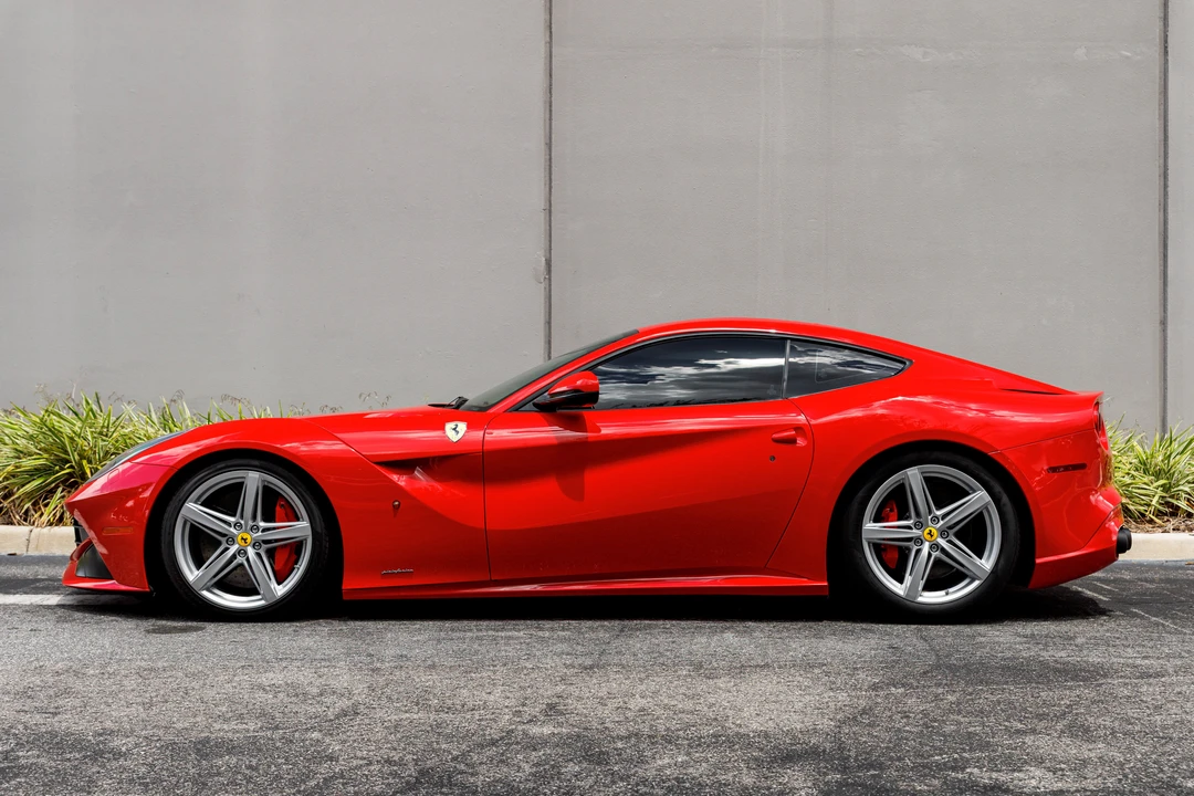2016 Ferrari F12berlinetta - Image 2 of 31