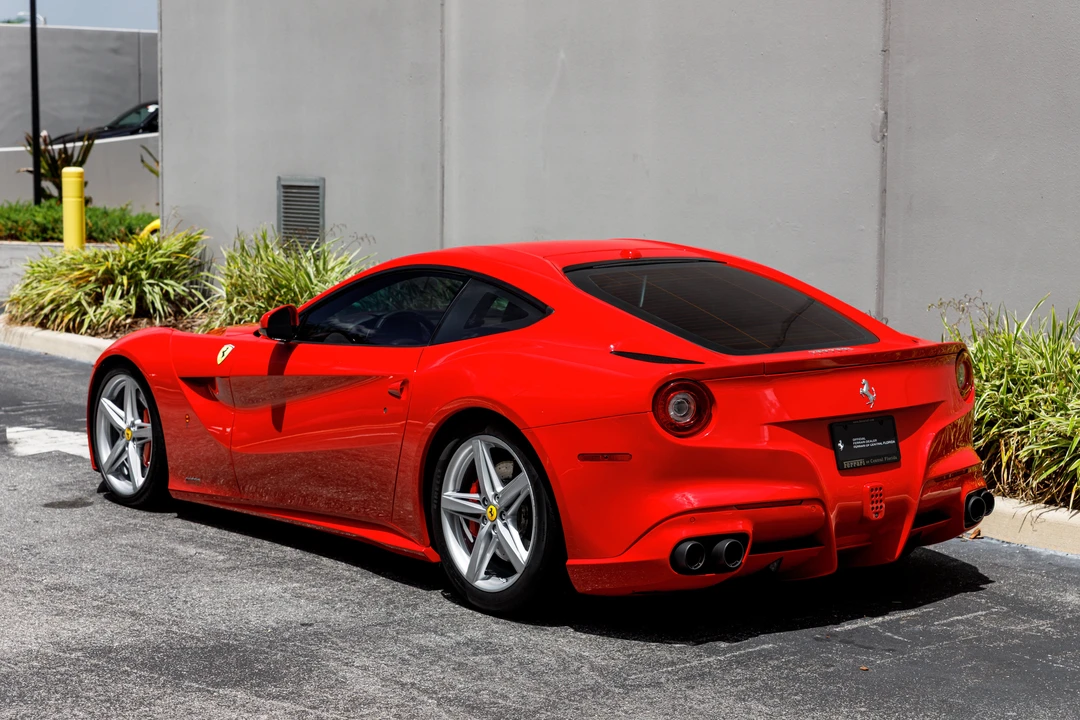 2016 Ferrari F12berlinetta - Image 3 of 31