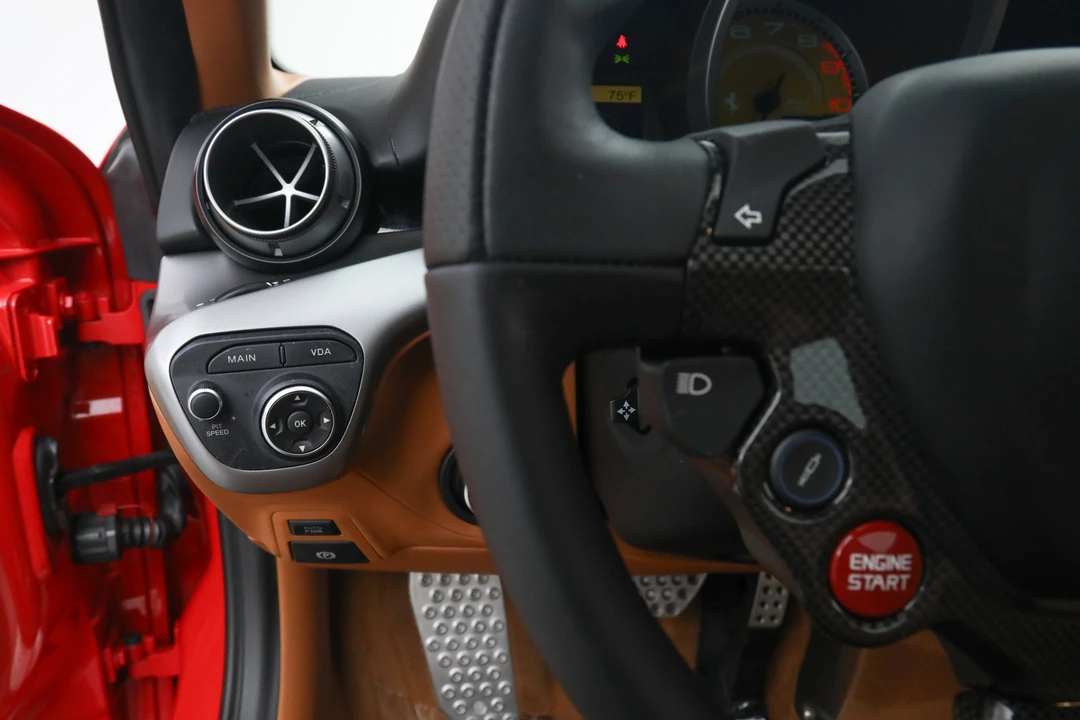 2016 Ferrari F12berlinetta - Image 28 of 31