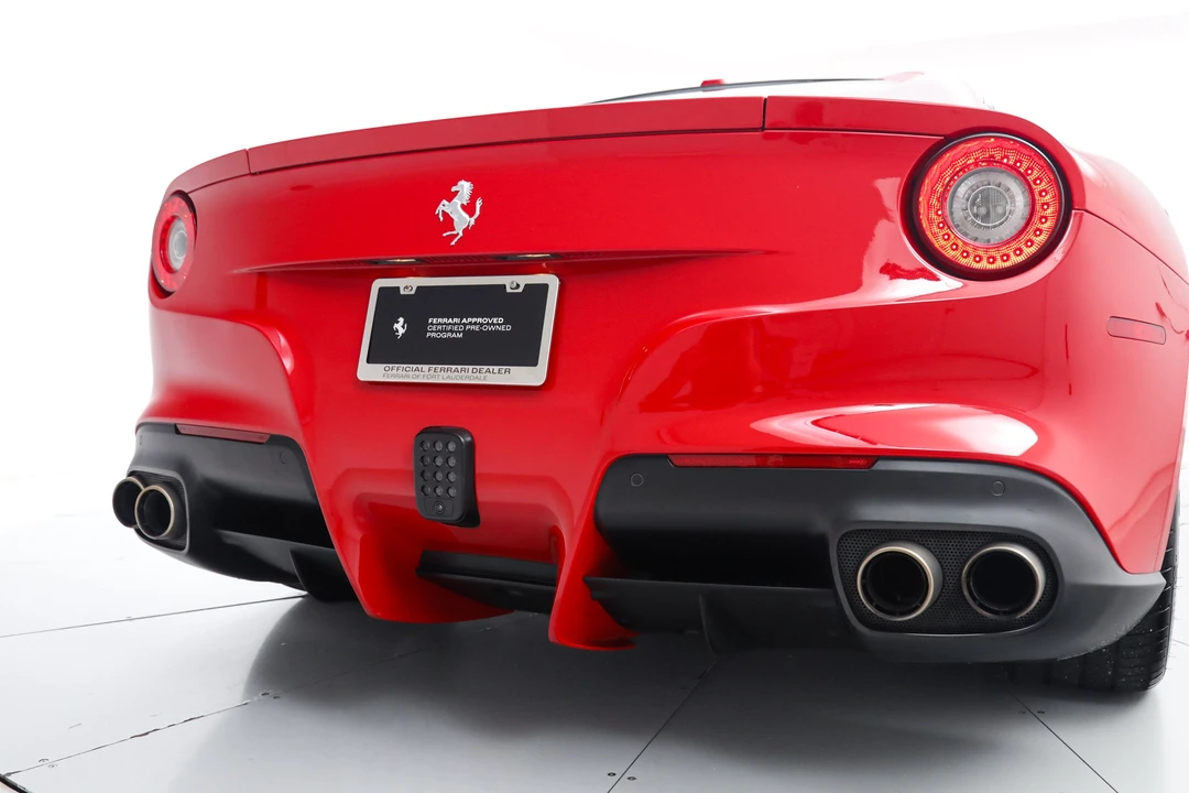 2016 Ferrari F12berlinetta - Image 16 of 31