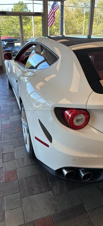 2016 Ferrari FF - Image 2 of 15