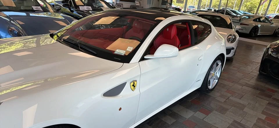 2016 Ferrari FF - Image 5 of 15