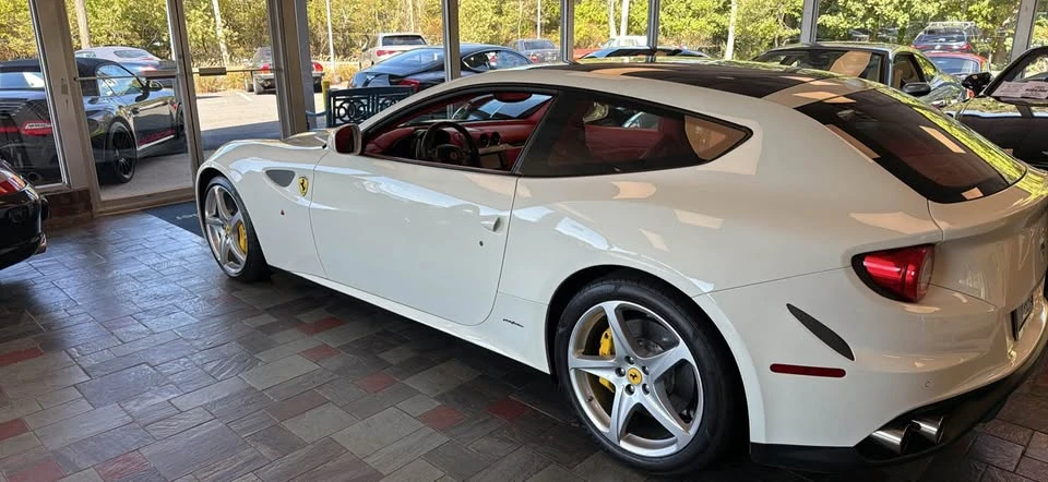 2016 Ferrari FF - Image 4 of 15