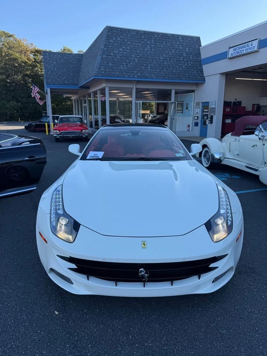 2016 Ferrari FF - Image 7 of 14