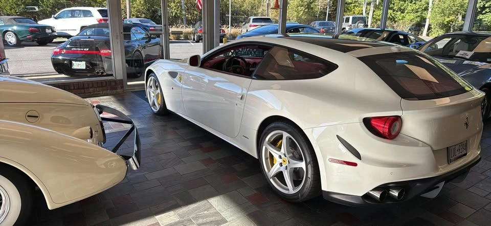 2016 Ferrari FF - Image 11 of 11