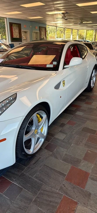 2016 Ferrari FF - Image 13 of 14