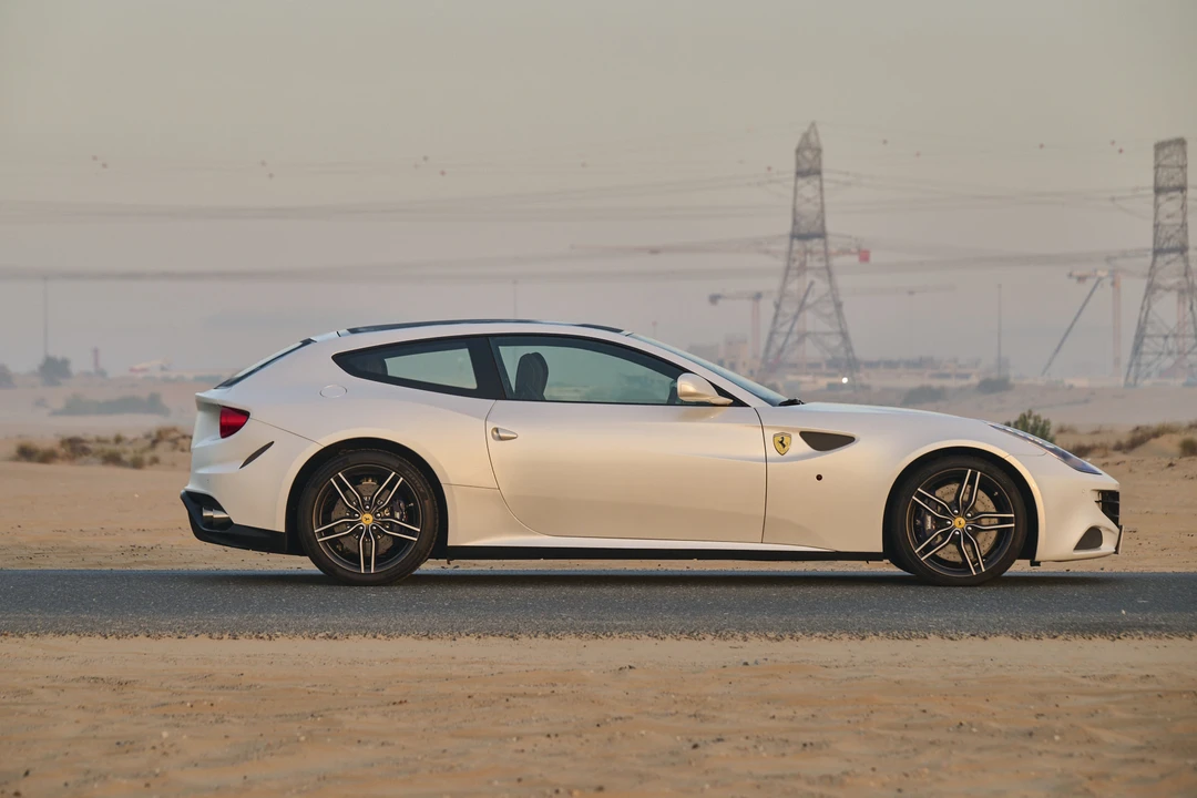 2016 Ferrari FF - Image 4 of 31