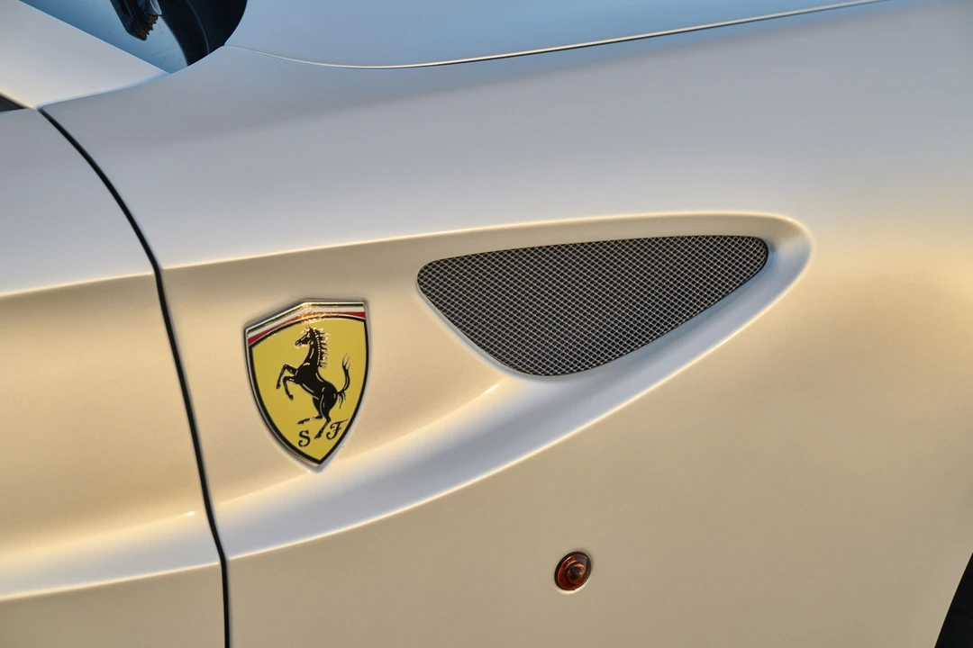 2016 Ferrari FF - Image 11 of 31