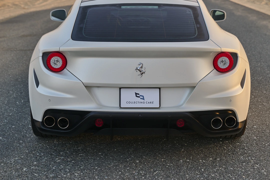 2016 Ferrari FF - Image 15 of 31