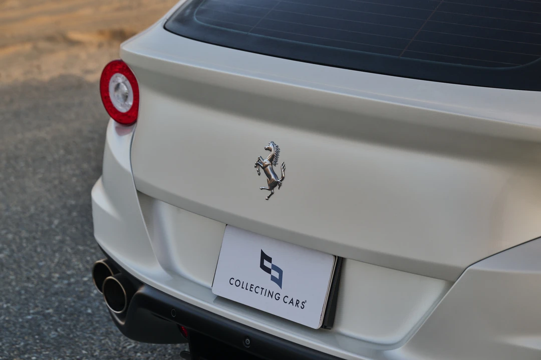 2016 Ferrari FF - Image 17 of 31