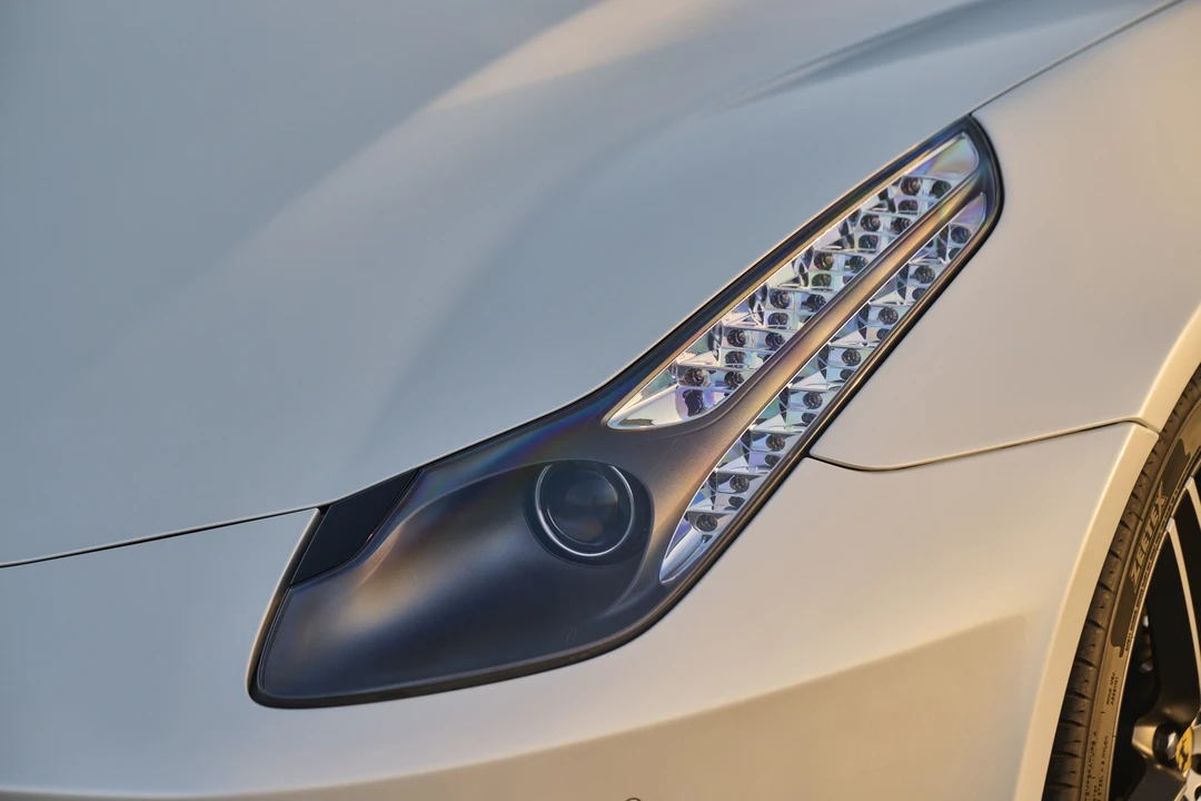 2016 Ferrari FF - Image 26 of 31