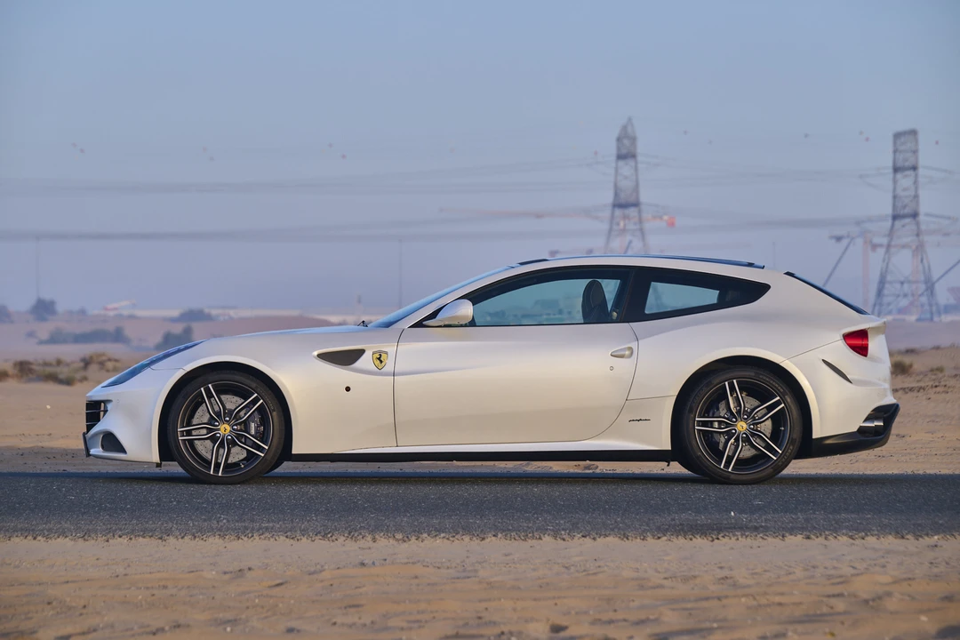 2016 Ferrari FF - Image 8 of 31