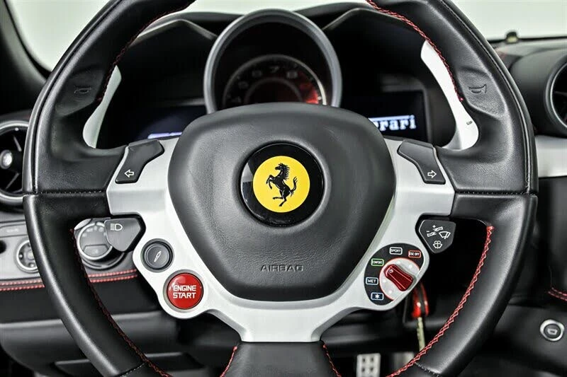 2016 Ferrari FF - Image 25 of 31