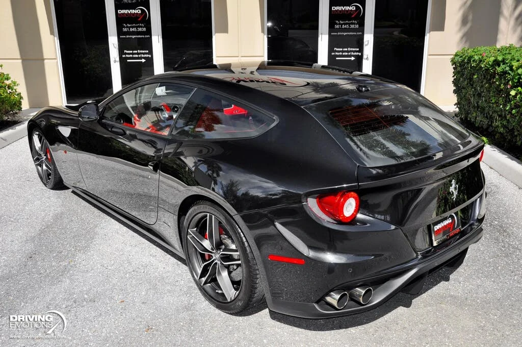 2016 Ferrari FF - Image 27 of 31