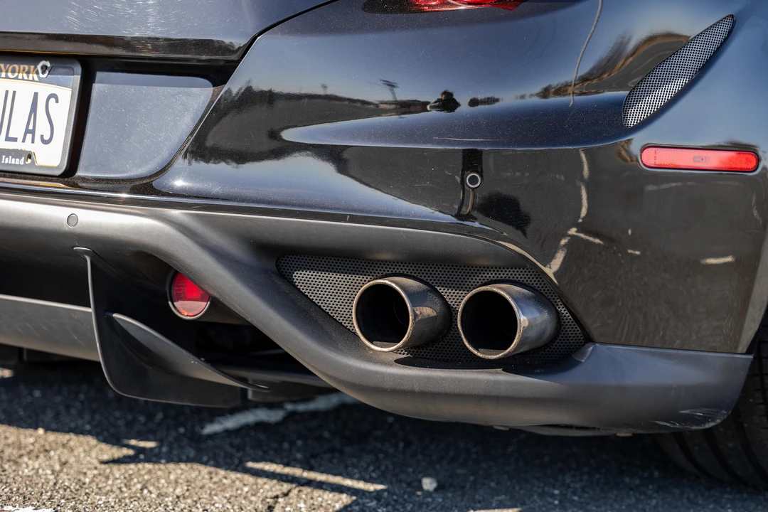 2016 Ferrari FF - Image 26 of 31