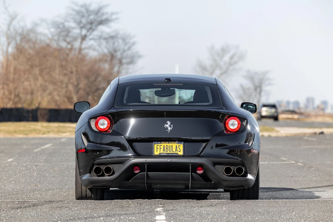 2016 Ferrari FF - Image 8 of 31