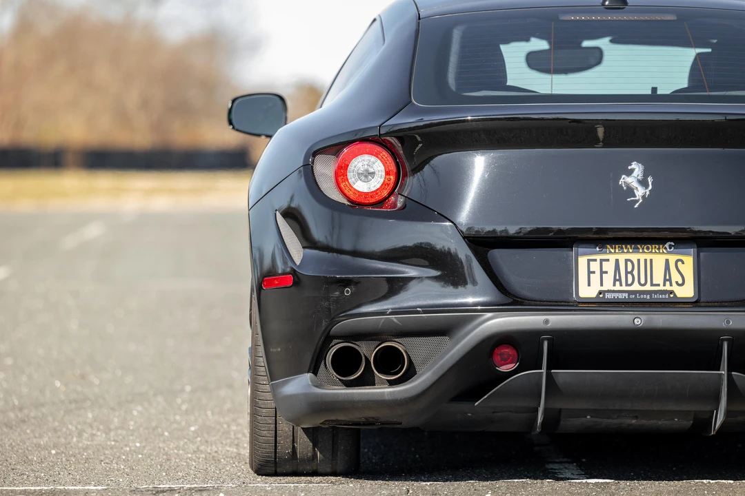 2016 Ferrari FF - Image 21 of 31