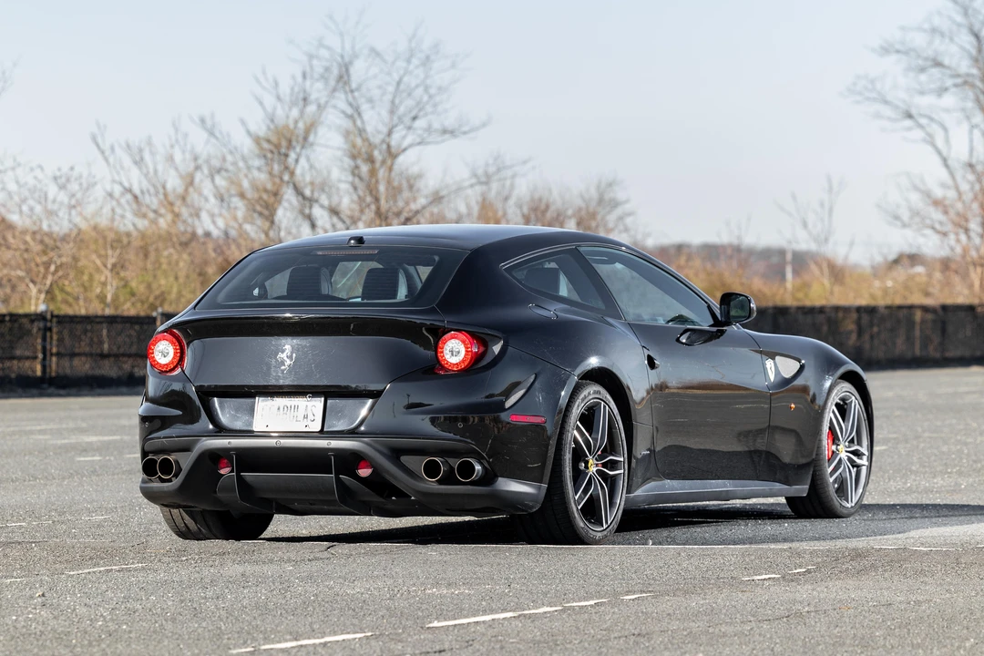2016 Ferrari FF - Image 9 of 31