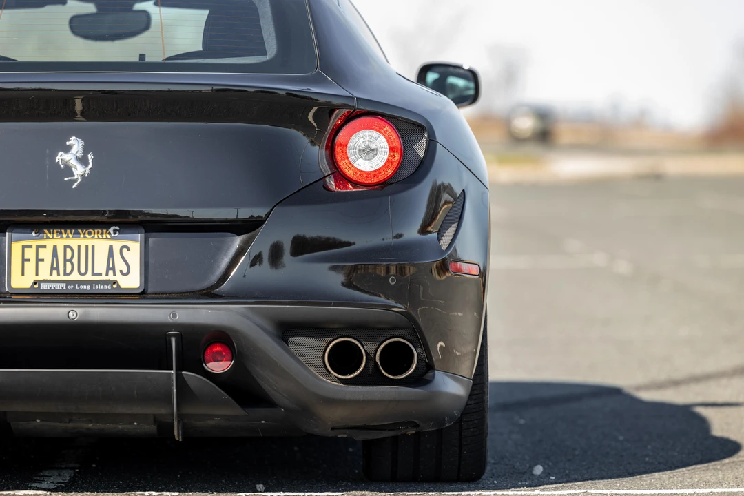 2016 Ferrari FF - Image 25 of 31