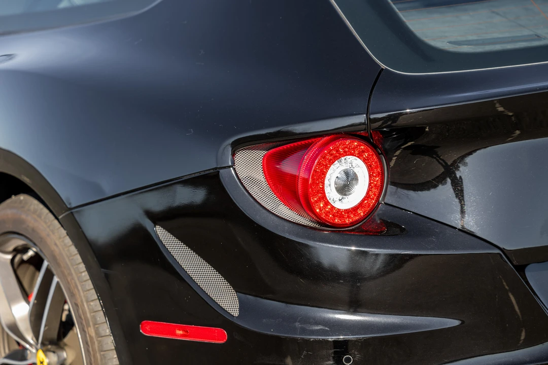 2016 Ferrari FF - Image 19 of 31