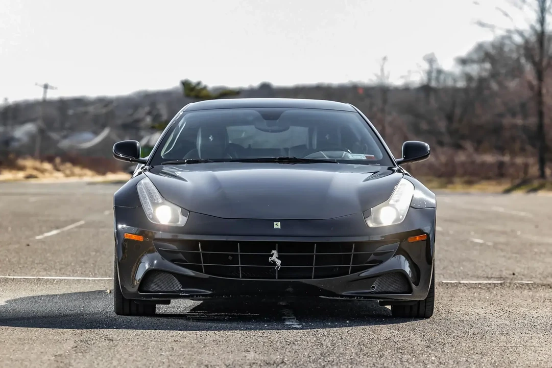 2016 Ferrari FF - Image 5 of 6