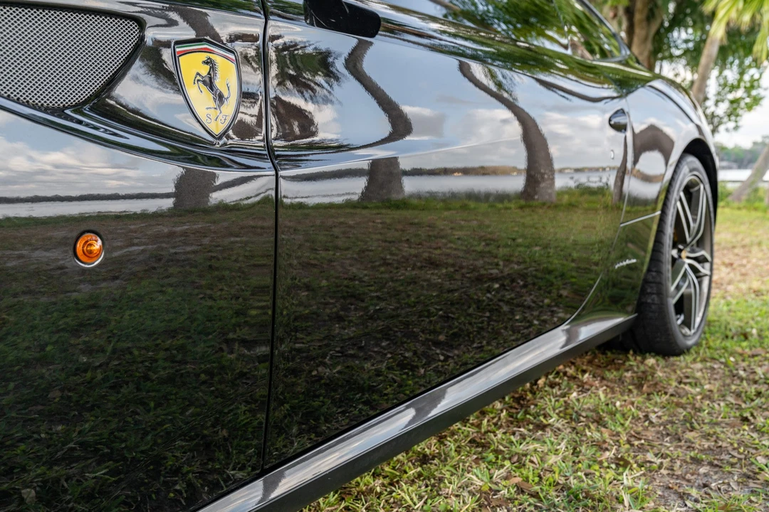 2016 Ferrari FF - Image 14 of 31