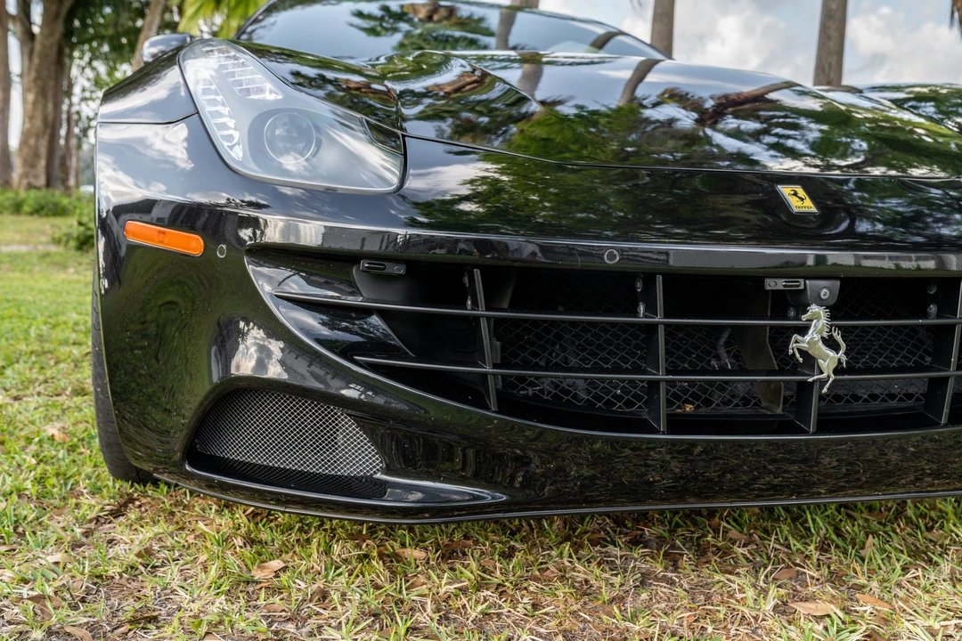2016 Ferrari FF - Image 10 of 31