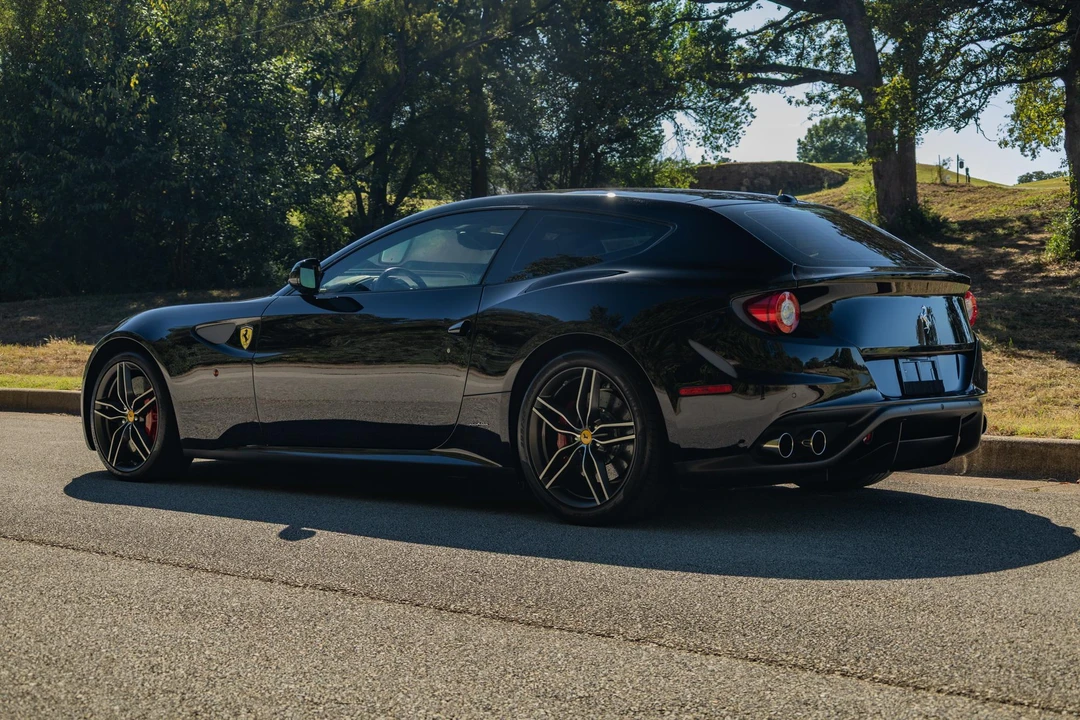 2016 Ferrari FF - Image 11 of 31