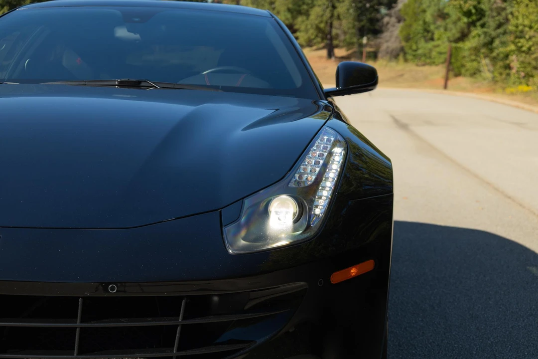 2016 Ferrari FF - Image 16 of 31