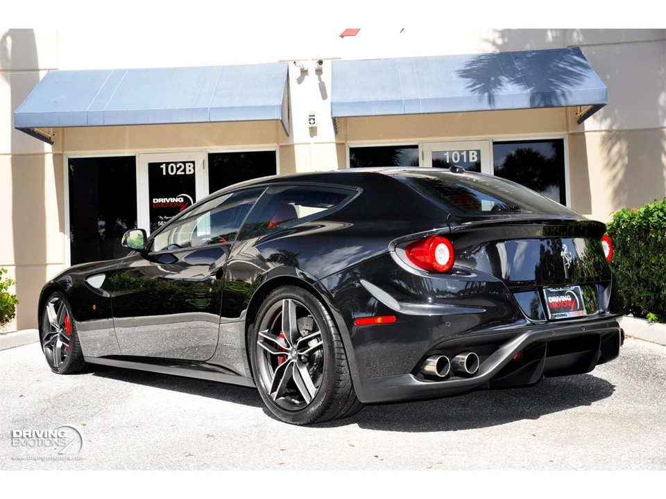 2016 Ferrari FF - Image 26 of 31