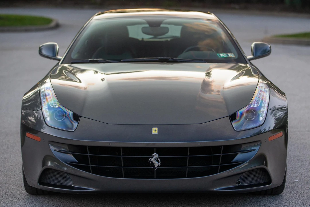 2016 Ferrari FF - Image 2 of 31