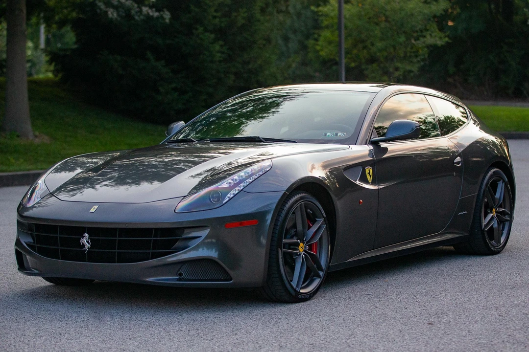 2016 Ferrari FF - Image 8 of 31