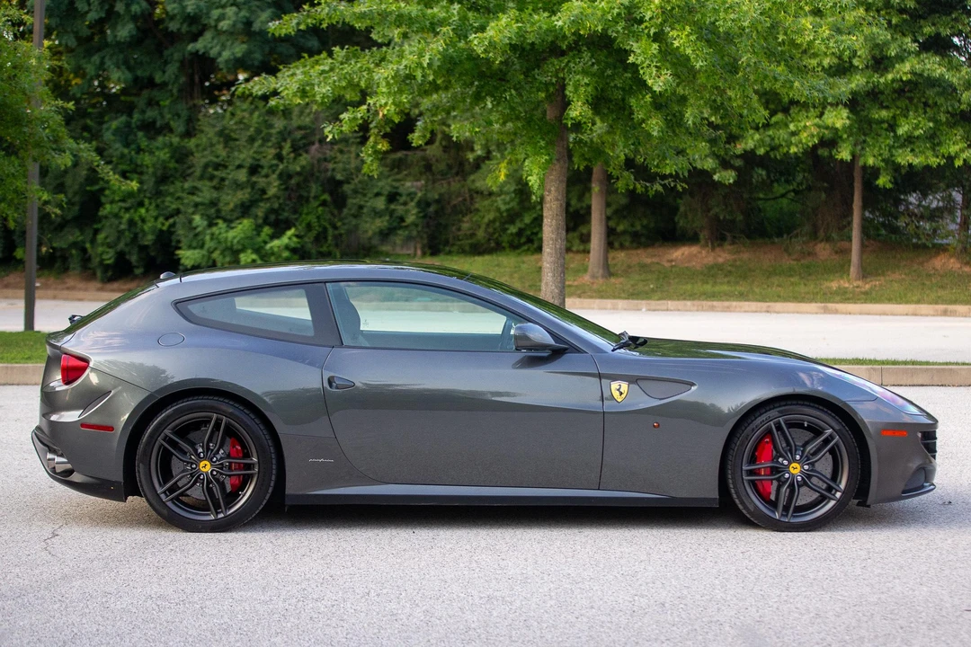 2016 Ferrari FF - Image 16 of 31