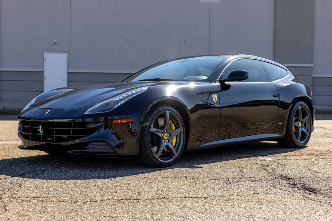 2016 Ferrari FF - Image 2 of 31